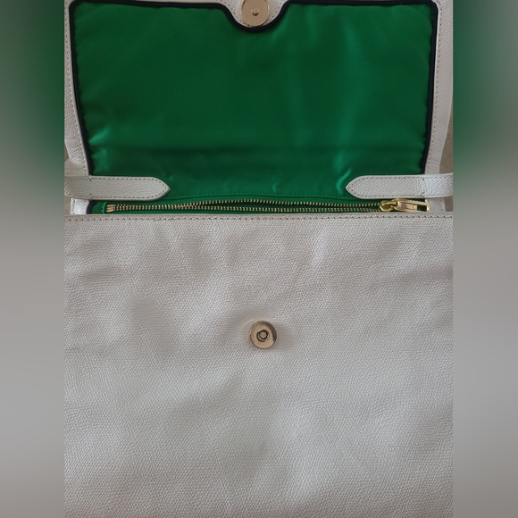 ⛵️Vintage Juicy Couture - White Leather Shoulder Bag w/ Gold Sail Boat Accent - Picture 12 of 17